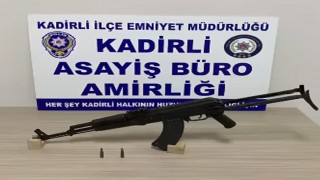 Kadirli'de Toprağa Gömülü Kalaşnikof Ele Geçirildi: Bir Şüpheli Gözaltında