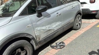 Kağıthanede otomobilin çarptığı kadının ayağı koptu
