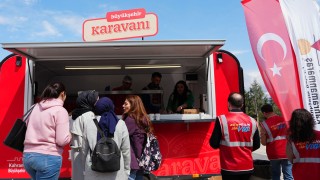 Kahramanmaraş Büyükşehir Belediyesi’nden Sınav Haftasında Öğrencilere Sıcak Çorba İkramı