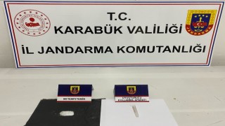 Karabükte 2 şahıs uyuşturucuyla yakalandı