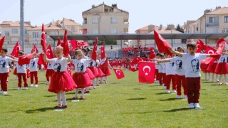 Karamanda 23 Nisan coşkusu