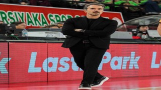 Karşıyaka Basketbol, ligde kalma yolunda yara aldı