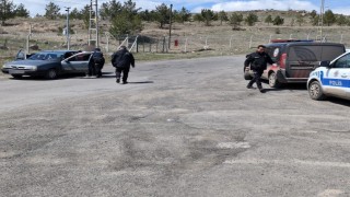 Karsta asayiş uygulamaları sürüyor