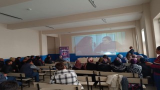 Karsta Jandarmadan Anne Adaylarına En İyi Narkotik Polisi Anne Eğitimi