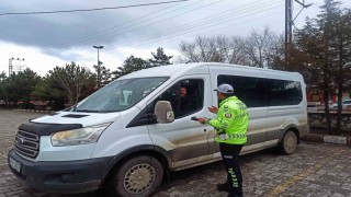 Karsta okul servisleri trafiğin radarında