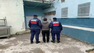 Kastamonuda dolandırıcılık suçundan aranan şahıs yakalandı