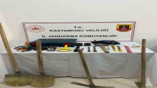 Kastamonuda izinsiz kazı yapan şahıslara jandarmadan suçüstü
