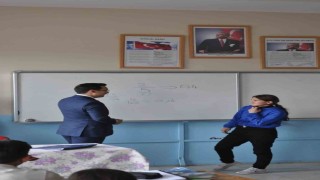 Kaymakam Demirtaş, öğretmen ve öğrencilerle bir araya geldi