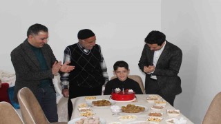 Kaymakam Güzelden şehit ailesine doğum günü sürprizi