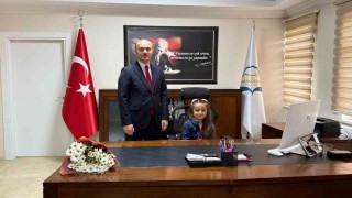 Kaymakam Yavuz, koltuğunu minik Nursimaya devretti
