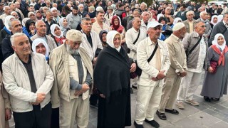 Kayseride ilk hac kafilesi dualarla uğurlandı