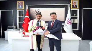Kilis 7 Aralık Üniversitesinde devir teslim töreni yapıldı