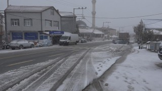 Kırklarelinin yüksek kesimlerinde kar etkili oluyor