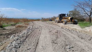 Kırsal mahallelerde ulaşım altyapısı güçlendiriliyor