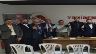 Kırşehir Yeniden Refah Partisinde 3 ilçe başkanı ile yöneticiler istifa etti