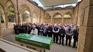 Kocası tarafından öldürülen kadın memleketinde gözyaşları arasında defnedildi