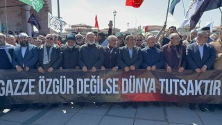 Konyada Gazze Ölüyor Ayağa Kalk yürüyüşü
