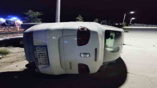 Konyada otomobil devrildi: 1 yaralı