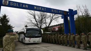 Kosovadan dönen komandolar Çorluda karşılandı