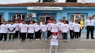 Köyceğiz Jandarması öğrencilerin yüreklerini ısıttı