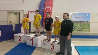 Kulaçlar 23 Nisan için atıldı
