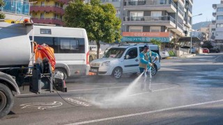 Kuşadası Belediyesi kenti turizm sezonuna hazırlıyor