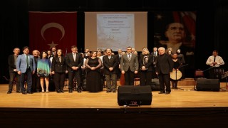 Kütahyada HüseyNihavend konseri sanatseverlerle buluştu