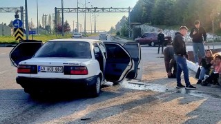 Kütahyada iki otomobil çarpıştı: 7 yaralı