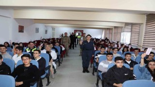 Lise öğrencilerine JSGA ve KADES tanıtıldı