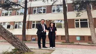 Lise Öğrencisi Betül Sarfından gururlandıran başarı