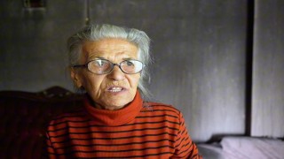 Madde bağımlısı genç annesini öldürmek istedi başaramayınca evi ateşe verdi
