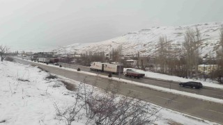 Malatya-Kayseri kara yolunda ulaşım kontrollü sağlanıyor