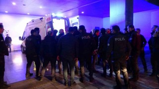 Malatyada halı sahada maç yapan polis memuru kalp krizi geçirdi