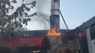 Malatyada konteyner iş yerinde yangın