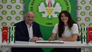 Manisa BBSK, Voleybolda Ece Kozdereyi kadrosuna kattı
