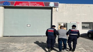 Manisada cinayet suçundan aranan şahıs yakalandı
