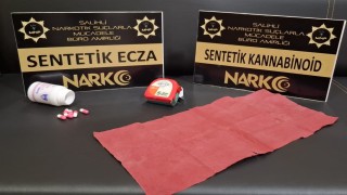Manisada şüpheliden kağıda emdirilmiş uyuşturucu çıktı