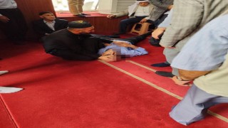 Mardinde camide bıçaklı saldırıya uğrayan kişi ağır yaralandı
