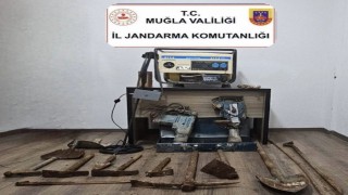 Marmariste kaçak kazıya jandarma baskını: 5 tutuklama