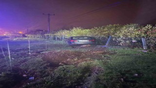Menteşede trafik kazası: Araç sürücüsü her yerde aranıyor
