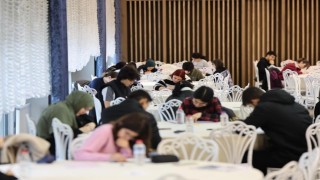 Merkezefendide ücretsiz TYT ve AYT denemeleri devam ediyor