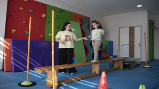 Mersinde özel çocuklara Sportif Beceri ve Koordinasyon Eğitimi
