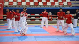 Milli karateciler, Ağrıda yüksek rakımda çalışıyor