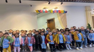 Minikler Ben de uçabilirim çocuk oyununda buluştu