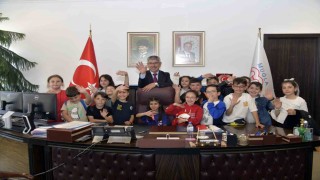 Minikler bir günlüğüne üniversiteli oldu