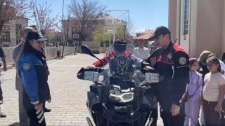 Miniklere polislik mesleği tanıtıldı