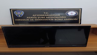 Muayene için gittiği hastanede televizyon çaldı