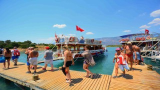 Muğlaya İranlı turist ilgisi