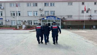 Nazillide 30 yıl hapis cezası ile aranan hükümlü yakalandı