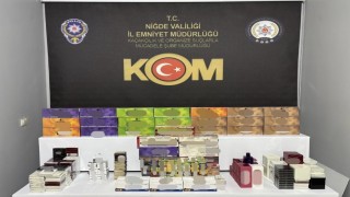 Niğdede kaçak ürün operasyonu: 2 Gözaltı